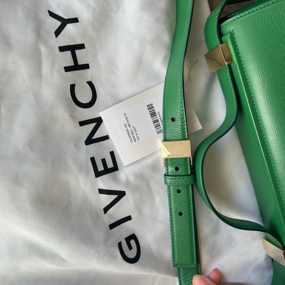 Authentic Givenchy Green leather medium Pandora box bag - Picture 7 of 11